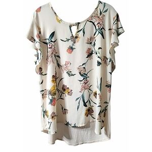 Maurices Cream and Floral Short Sleeved Print Women's Top Size XXL